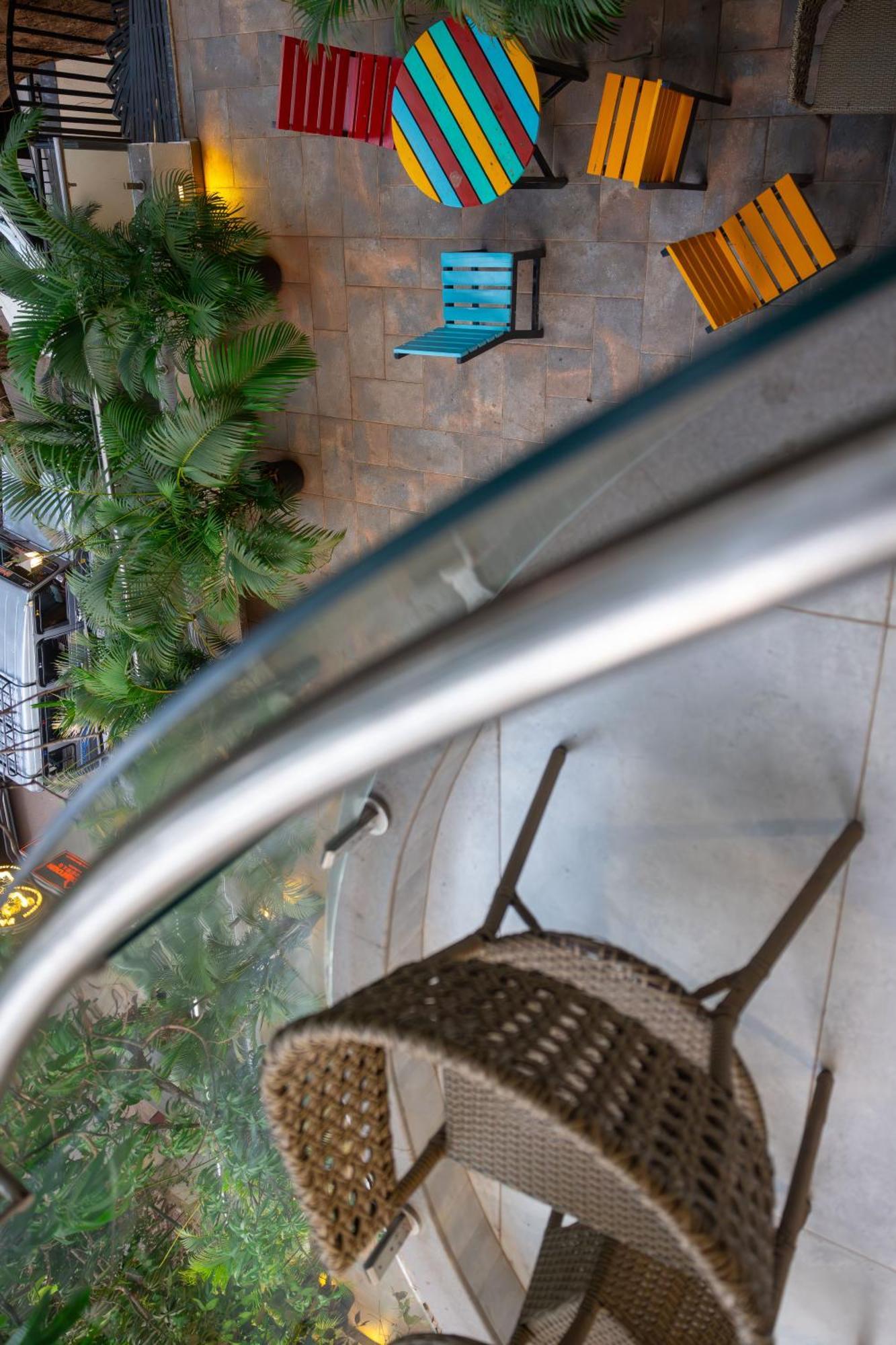 Downtown Hostels - Anjuna Buitenkant foto