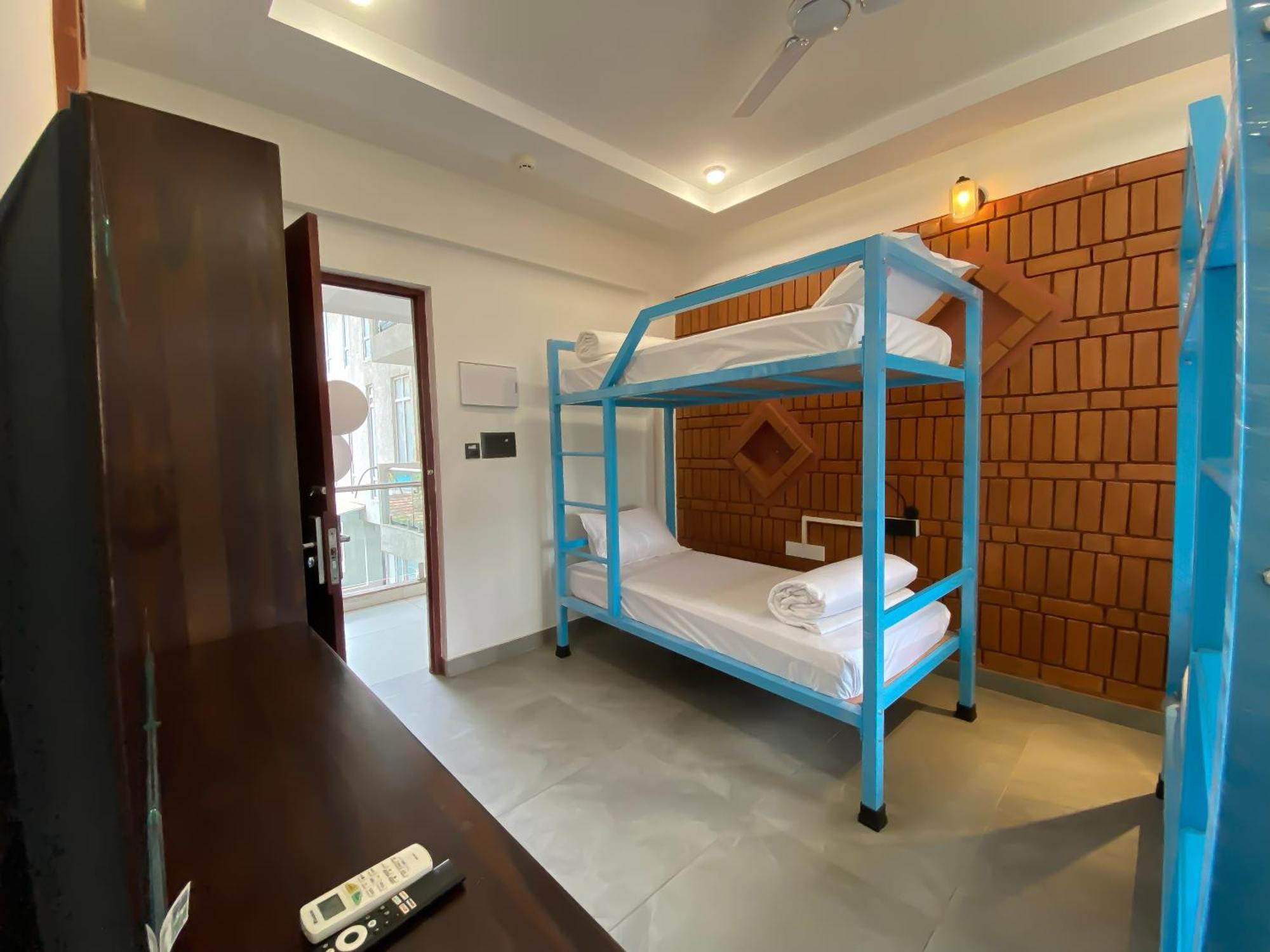 Downtown Hostels - Anjuna Buitenkant foto