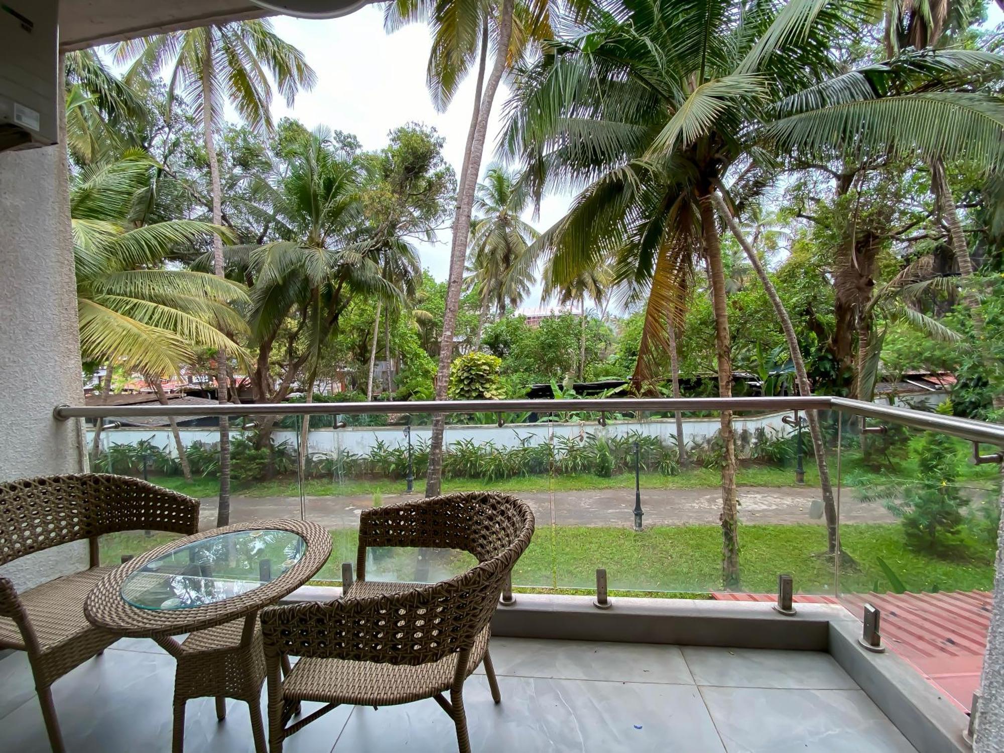 Downtown Hostels - Anjuna Buitenkant foto