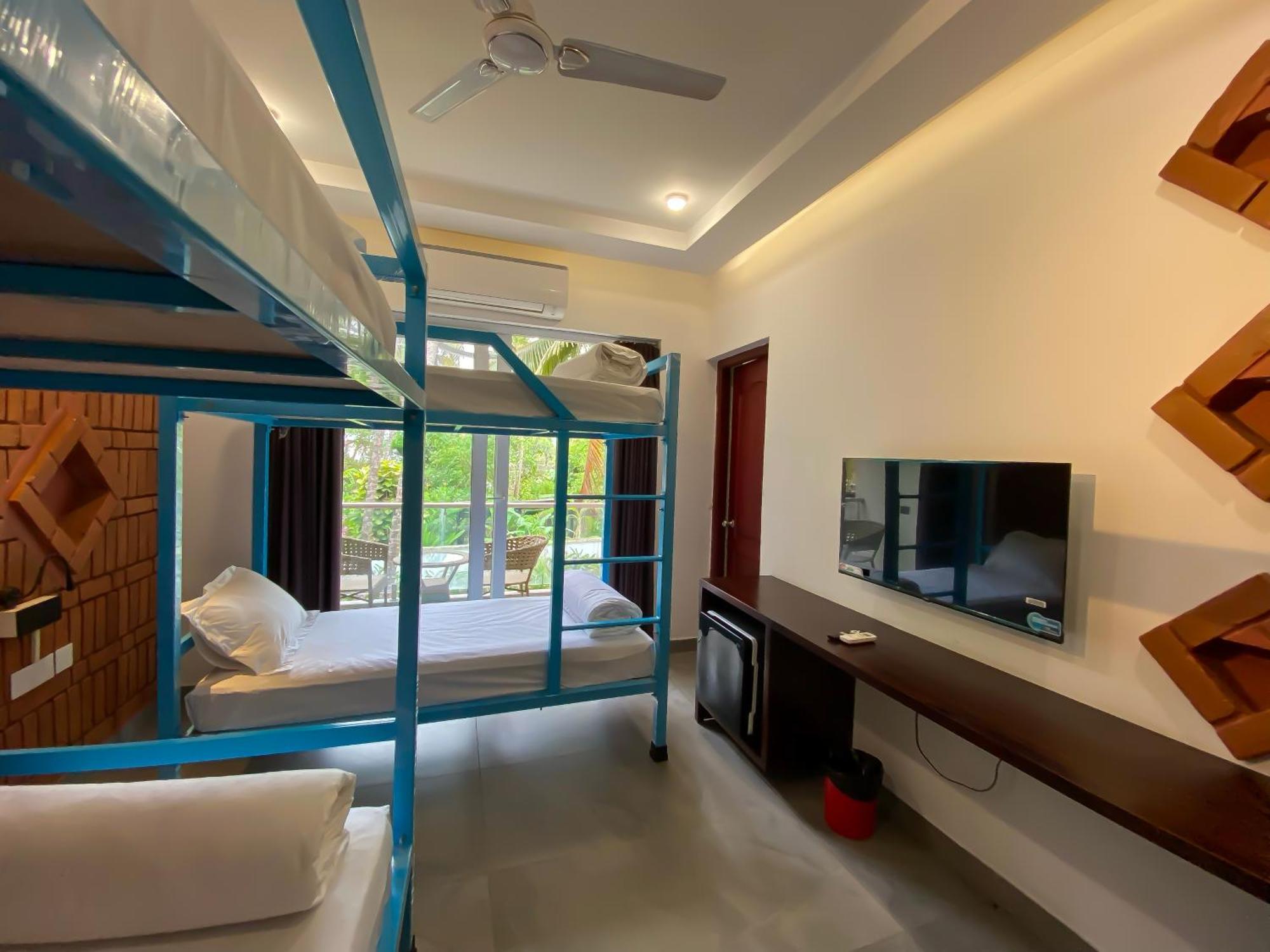 Downtown Hostels - Anjuna Buitenkant foto