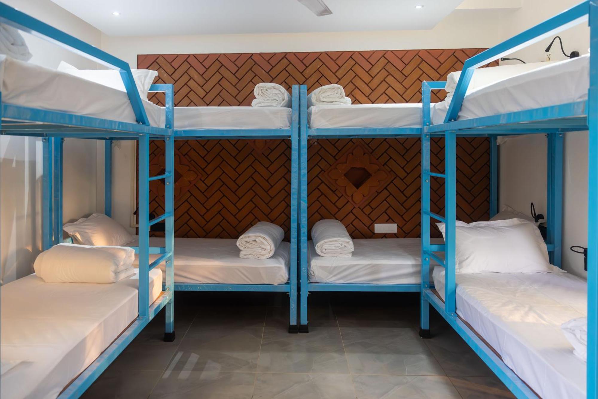 Downtown Hostels - Anjuna Buitenkant foto