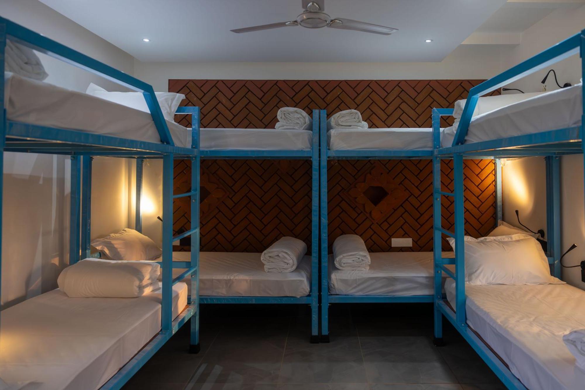 Downtown Hostels - Anjuna Buitenkant foto